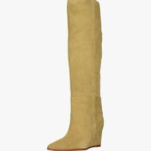Elegant Tan Knee-High Women's Boots